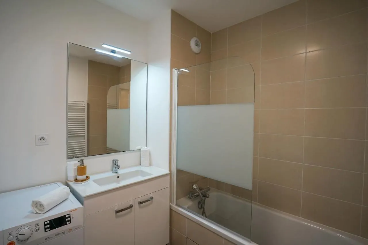La Douce Folie - Apartment For 4 To 5 People In Sevrier France
