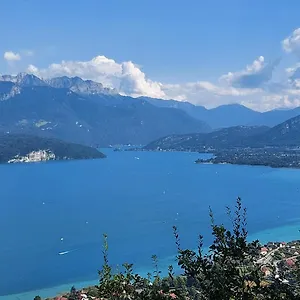 A 200 Metres Du D'annecy, Spacieux 3 Avec Terrasse Et Jardin Sévrier